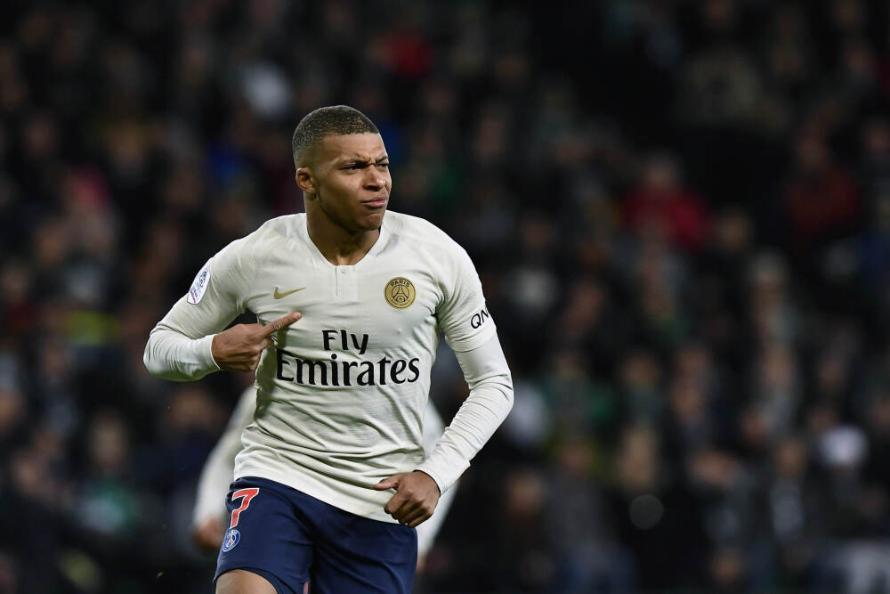 要价7000万！图片报：若皇马报价3500万+贡萨洛 仍难签施洛特贝克